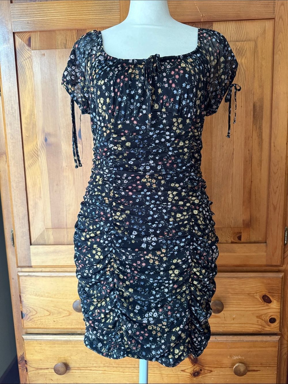 Black Floral Ruched Short Dress